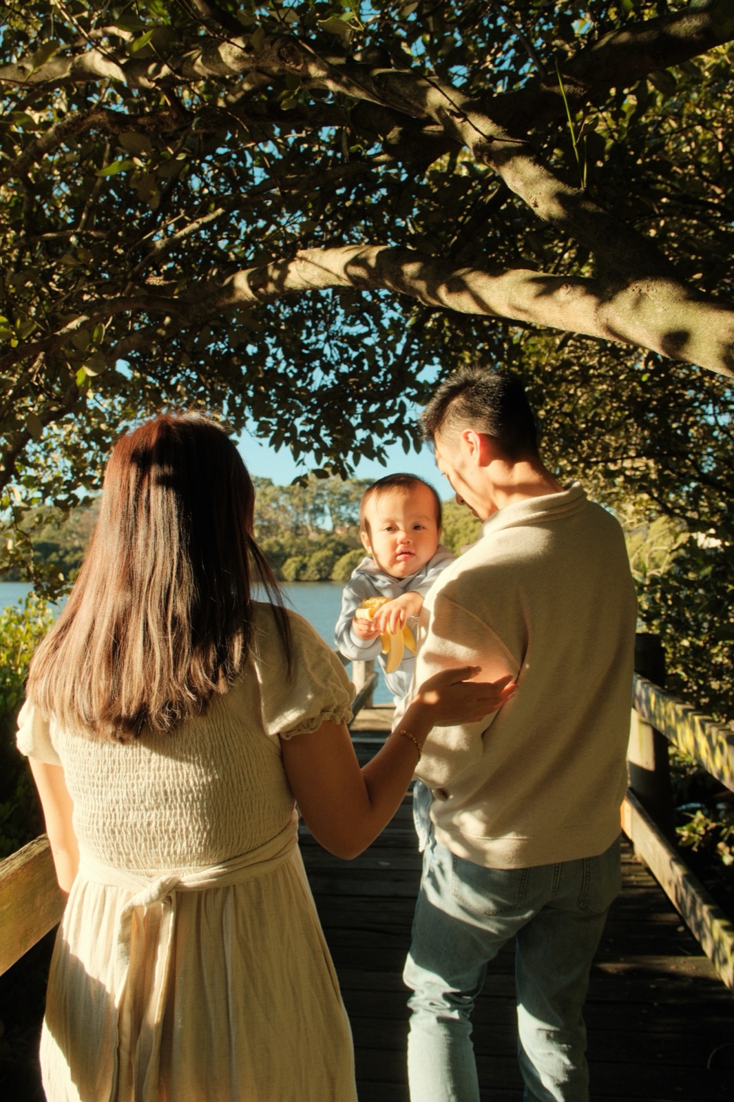 Arthur's first birthday family portrait session, frame 04
