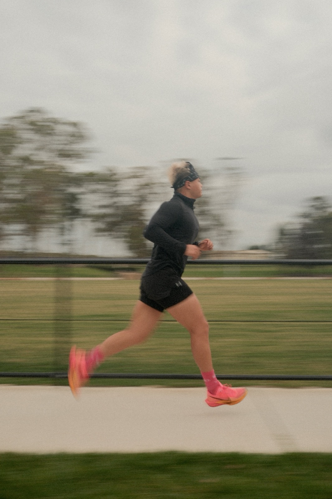 Cadence — RUNFLY RUN CLUB interval session, frame 05